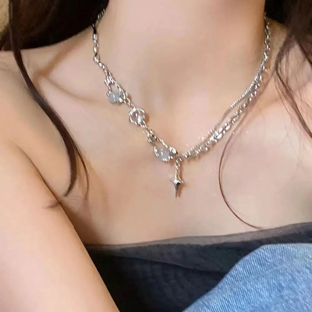 Collar Triángulo con Flecos Boho – Cadena Larga Dorada Clavicular Moda Chic