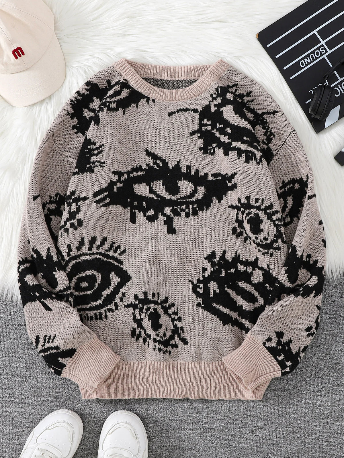 Abstract Eye Motif Jacquard Sweater – Casual Fall-Winter Pullover
