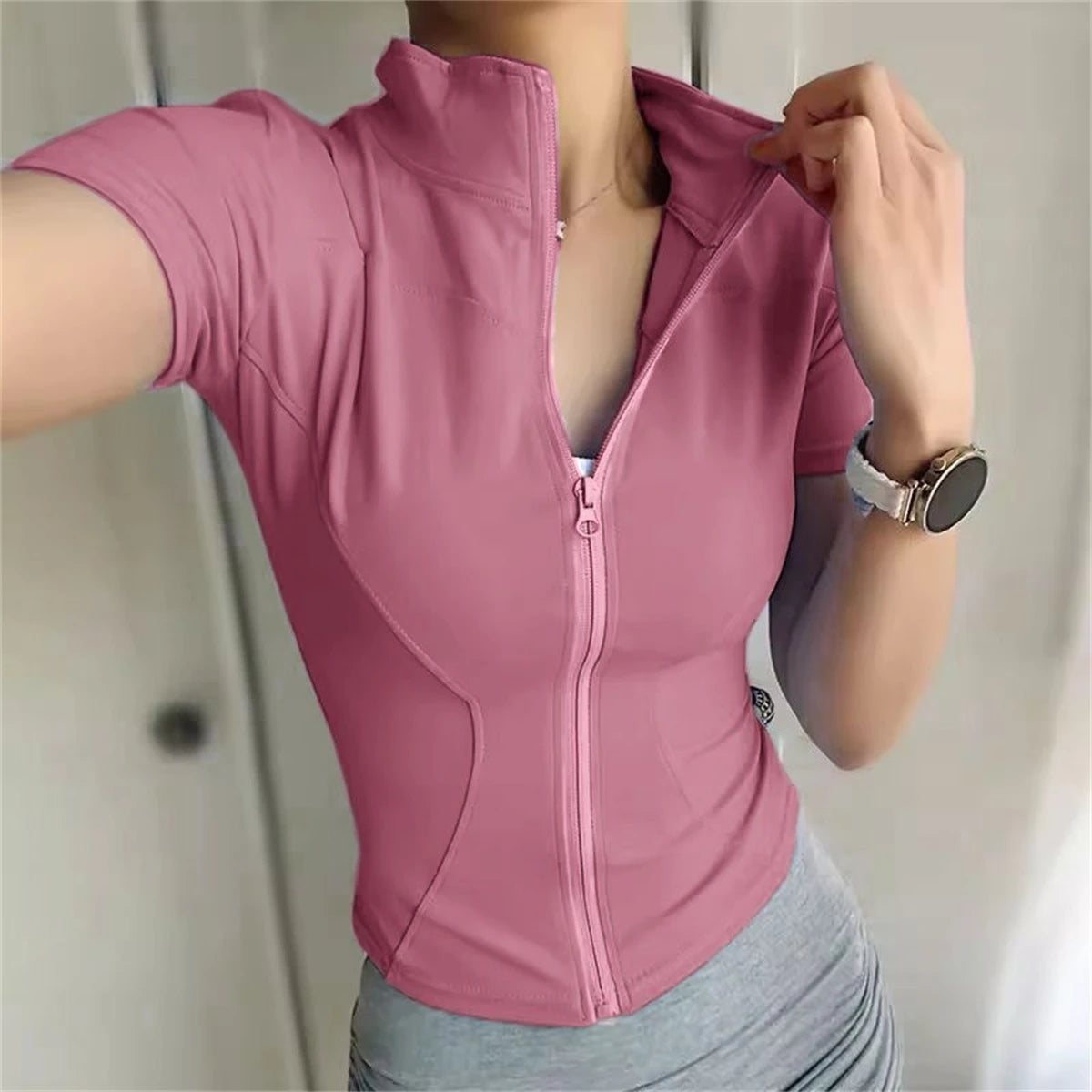 Chaqueta Deportiva Manga Corta Mujer con Cremallera – Running, Yoga & Ciclismo