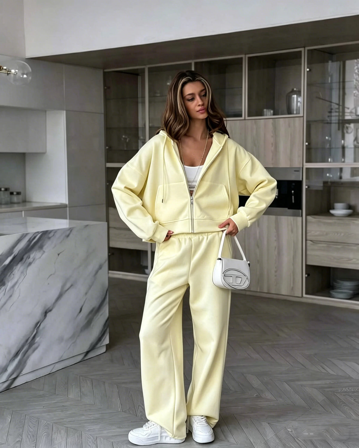 Chaqueta de Chándal con Capucha y Cremallera Amarilla