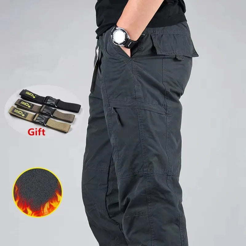 Pantalones cargo de felpa para hombre: estilo táctico, casual y tipo jogger (talla 3XL). Corte holgado estilo coreano, cálidos y térmicos; ideales para senderismo y correr.