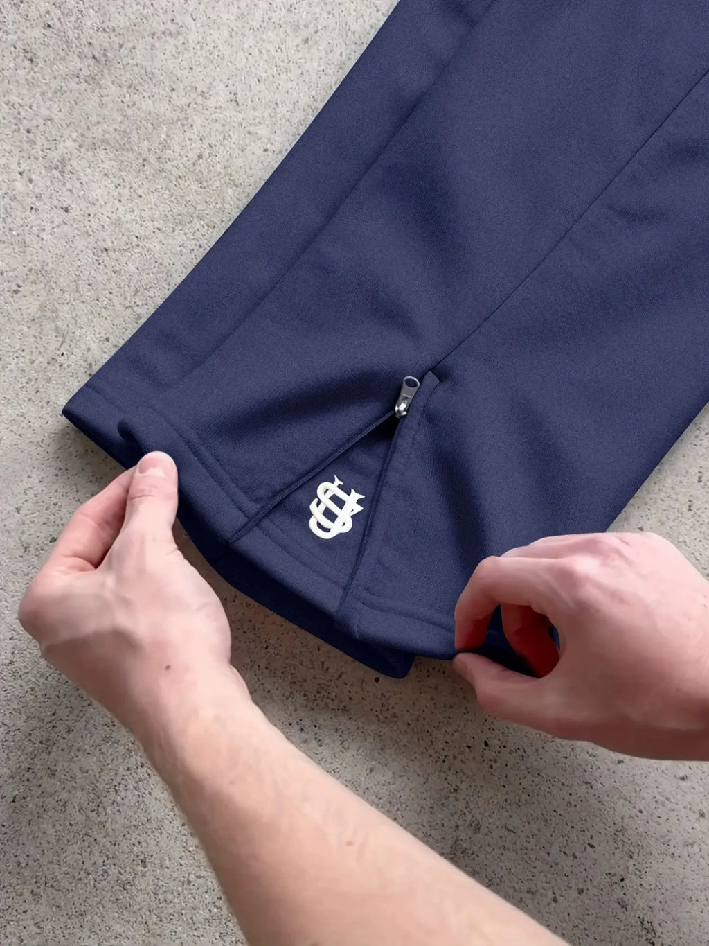 Men's casual straight-leg sweatpants with zipper, embroidery, and drawstring waist (for autumn)