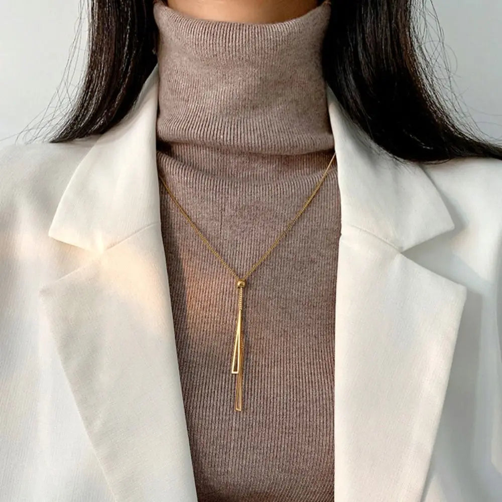 Collar Triángulo con Flecos Boho – Cadena Larga Dorada Clavicular Moda Chic