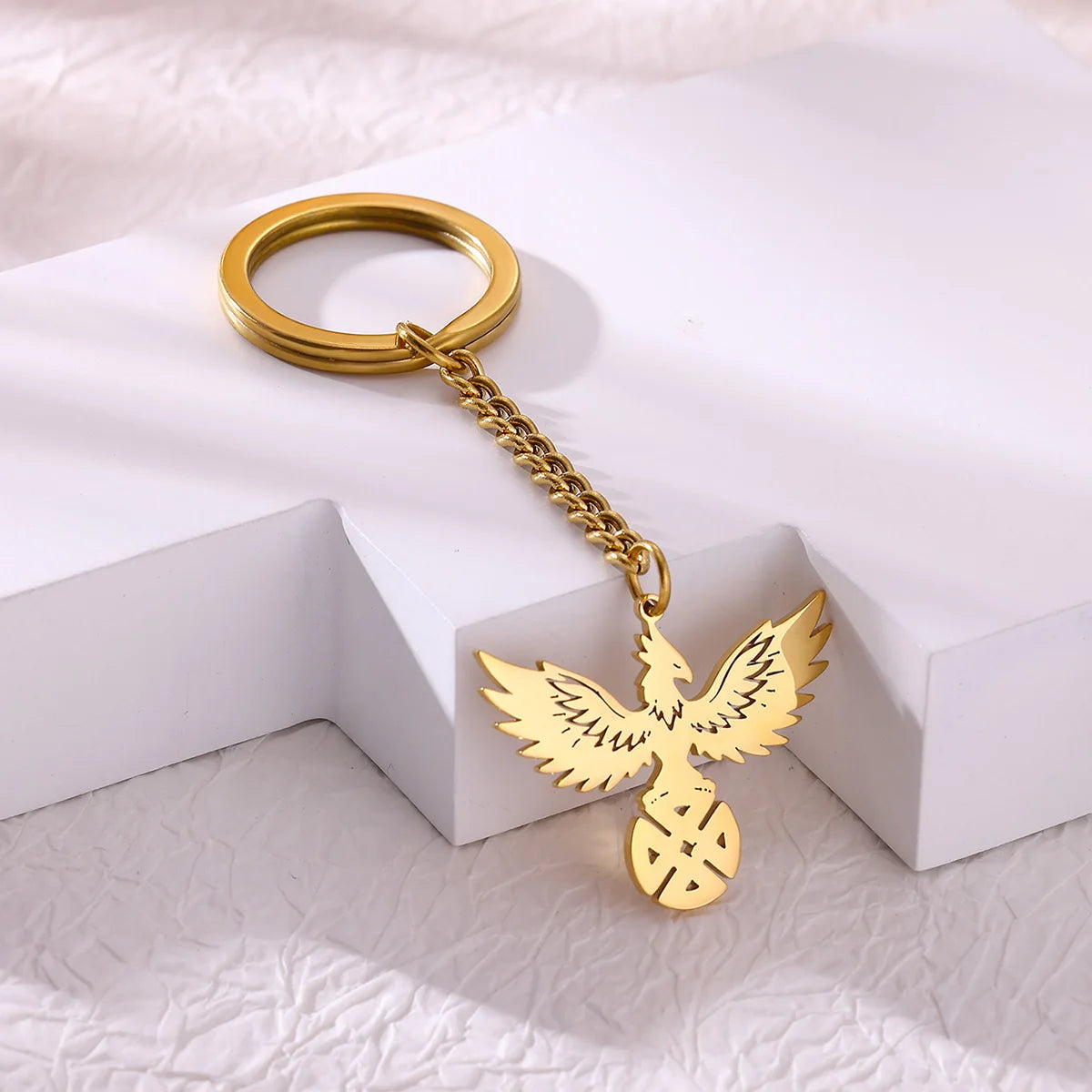 Llavero Águila & Estrellas en Acero Inoxidable Dorado – Accesorio Elegante para Mujer