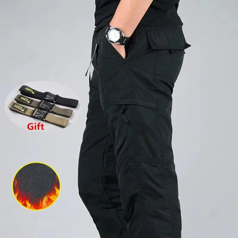 Pantalones cargo de felpa para hombre: estilo táctico, casual y tipo jogger (talla 3XL). Corte holgado estilo coreano, cálidos y térmicos; ideales para senderismo y correr.