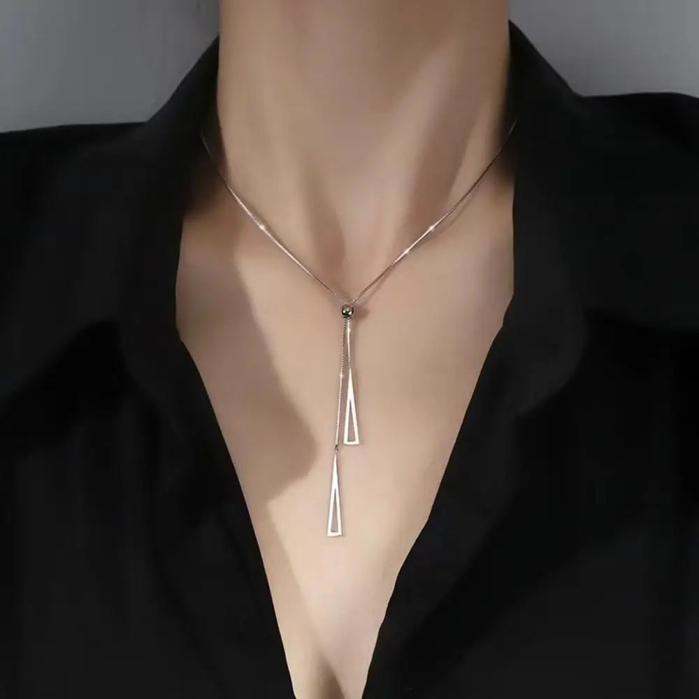 Collar Triángulo con Flecos Boho – Cadena Larga Dorada Clavicular Moda Chic