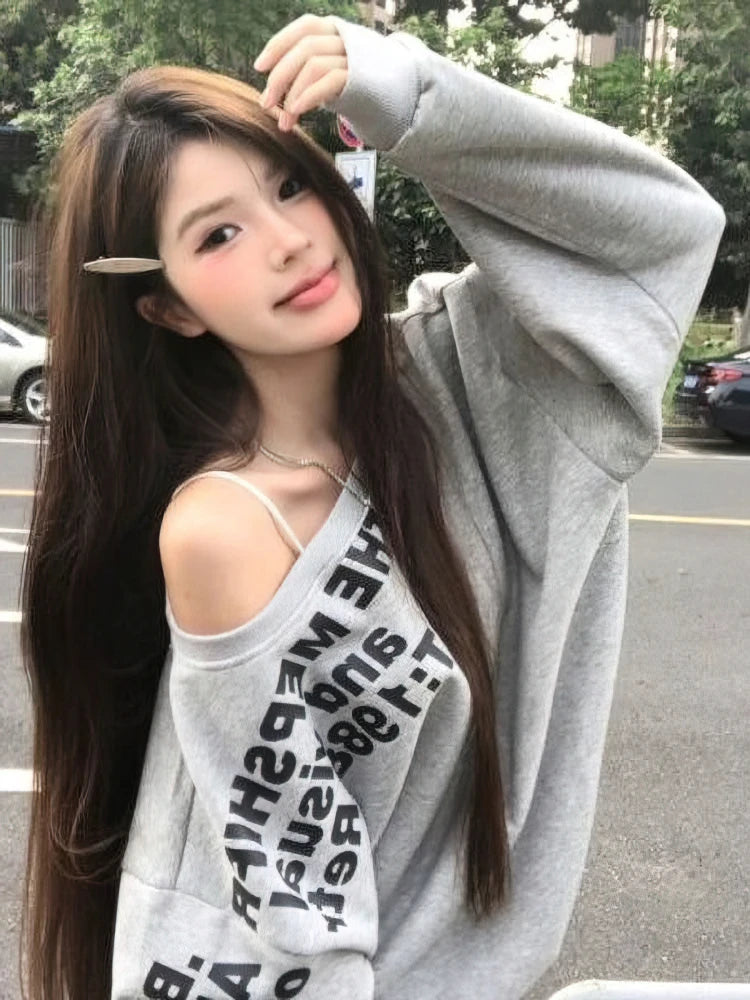 Sudadera estilo Y2K para mujer: oversize, estilo urbano, manga larga, un solo hombro, estampado TXT, moda coreana, ideal para otoño e invierno.