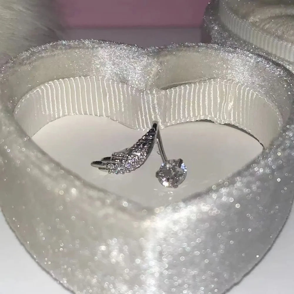 Pendientes Alas de Ángel con Zirconia – Acero Inoxidable Estilo Coreano Y2K