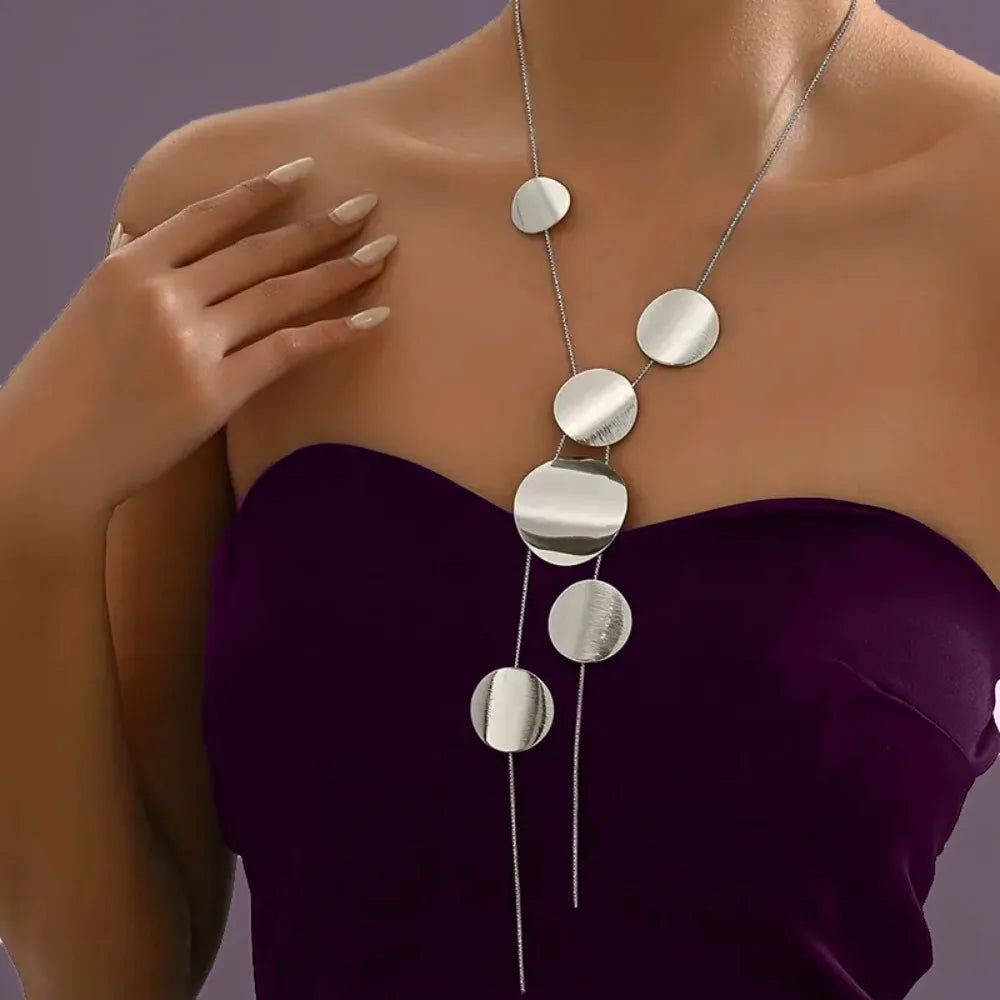 Collar Triángulo con Flecos Boho – Cadena Larga Dorada Clavicular Moda Chic